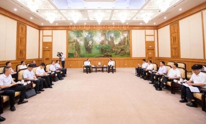 中核集團(tuán)總經(jīng)理、黨組副書記顧軍與福建省委副書記、代省長王寧會談