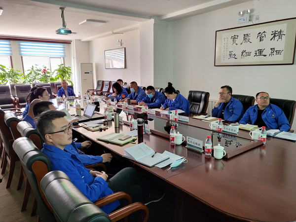 烏海市千里山供電分公司開展班組定級，提升班組管理