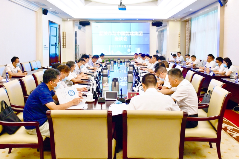 孫洪水與韶關(guān)市委書記、市長(zhǎng)陳少榮會(huì)談