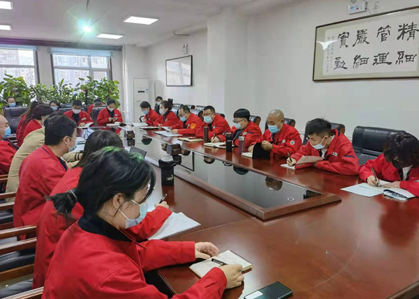 烏海市千里山供電公司：宣貫《車輛管理標(biāo)準(zhǔn)》，加強(qiáng)車輛日常管理