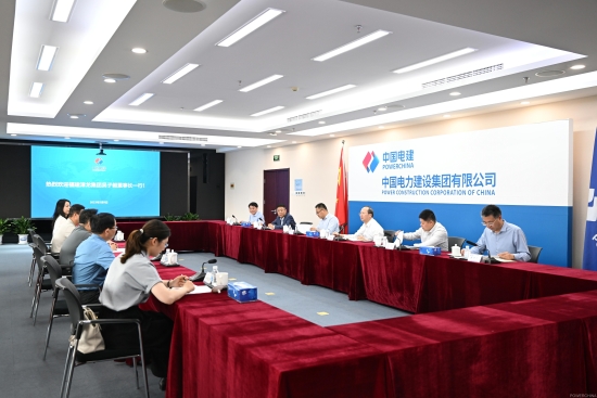 中國(guó)電建黨委常委、副總經(jīng)理徐鵬程與漳龍集團(tuán)黨委書記、董事長(zhǎng)吳子毅會(huì)談