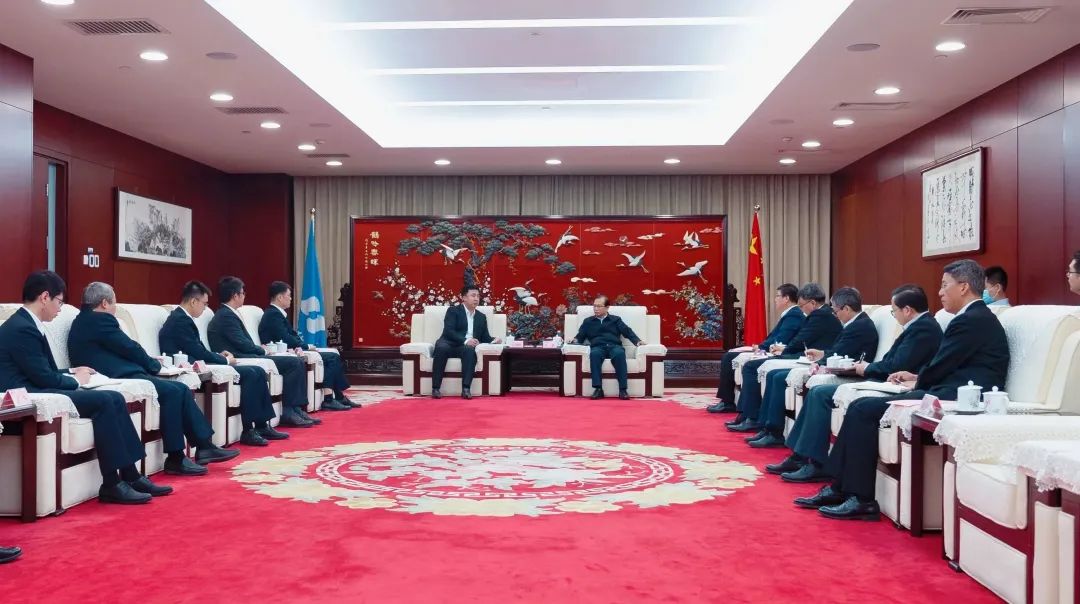 華電集團黨組書記、董事長江毅會見海博思創(chuàng)董事長、總經(jīng)理張劍輝