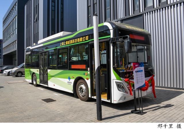 到2025年力爭(zhēng)發(fā)展燃料電池汽車超過10000輛，《上海交通領(lǐng)域氫能推廣應(yīng)用方案》發(fā)布