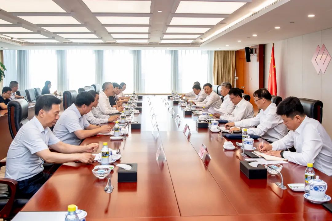 國家能源集團(tuán)黨組書記、董事長劉國躍會(huì)見包頭市委副書記、市長張銳