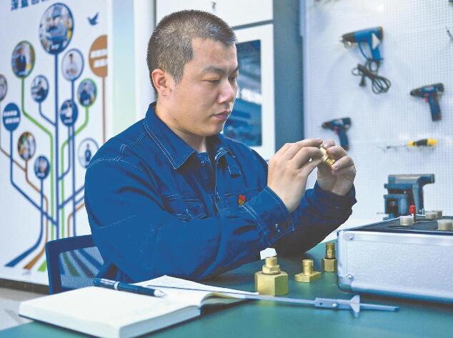 何龍：扎根北疆9年，他找到了自己的位置