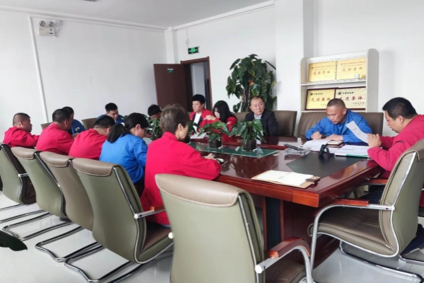 內(nèi)蒙古電力集團烏海千里山供電公司：對標新細則，完成班組定級工作